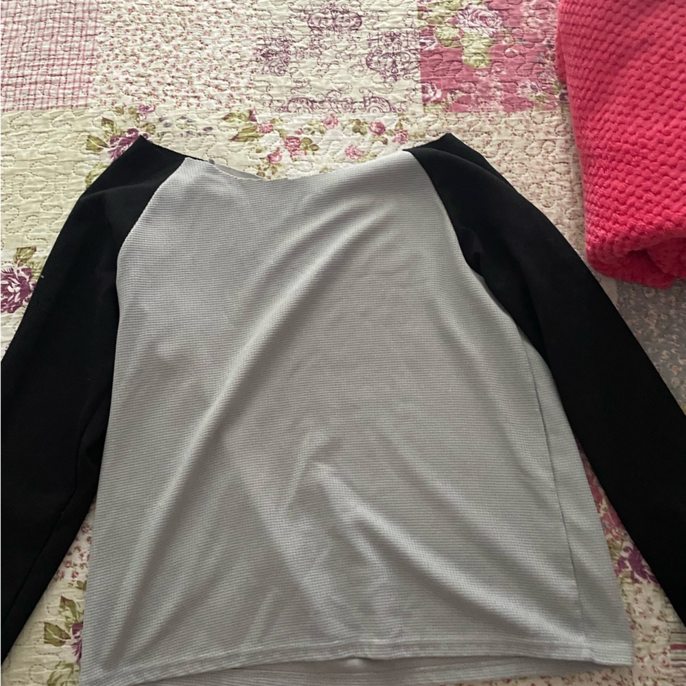 Black and Gray Long Sleeve Top